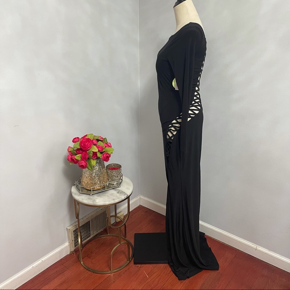 # Windsor All Black Stretchy Long Sleeves Revealing Back & Side With Stretch - Picture 10 of 16